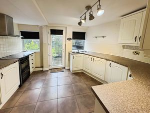 Photo 12- click for photo gallery